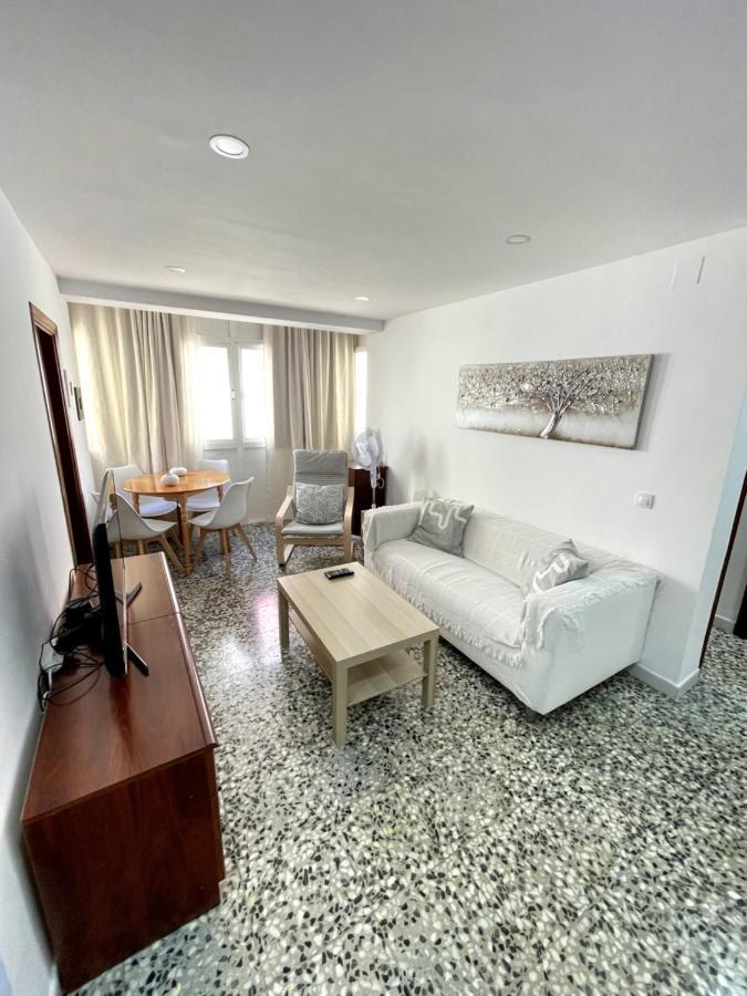 Family Home By Cadiz Time Extérieur photo